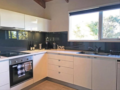 Prom Beach House - Darwin Tourism 2