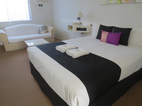 Aspley Pioneer Motel - Darwin Tourism 0