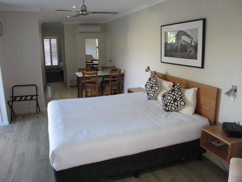 Aston Hill Motor Lodge - Darwin Tourism 2