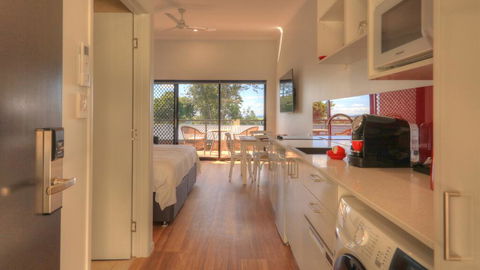 Atherton Apartments - Darwin Tourism 0
