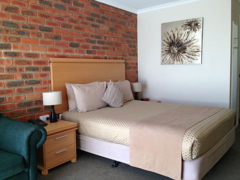 Australian Settlers Motor Inn - Darwin Tourism 3
