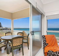 Avalon 3 - views to die for - across the road from convent beach - Darwin Tourism