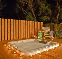 Azure Beach Retreat - Spa Luxury - Darwin Tourism