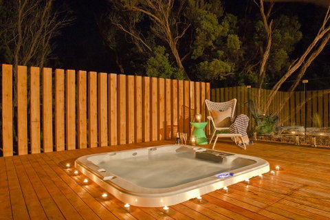 Azure Beach Retreat - Spa Luxury - Darwin Tourism 0
