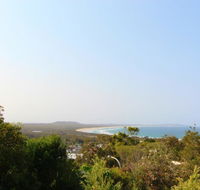 Barefoot 32 Skyline Crescent Crescent Head - Darwin Tourism