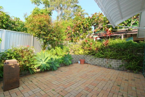 Barefoot, 32 Skyline Crescent, Crescent Head - Darwin Tourism 1