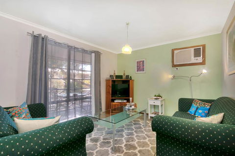 Barossa Country Cottages - Darwin Tourism 3