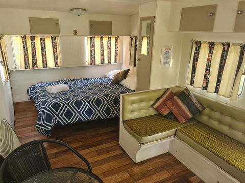 Bateman Bay Holiday Park & Batemans Bay YHA - Darwin Tourism 0
