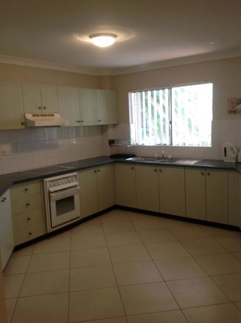 Bayview, Unit 6 - The Entrance, NSW - Darwin Tourism 3