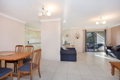 Bayview, Unit 6 - The Entrance, NSW - Darwin Tourism 1