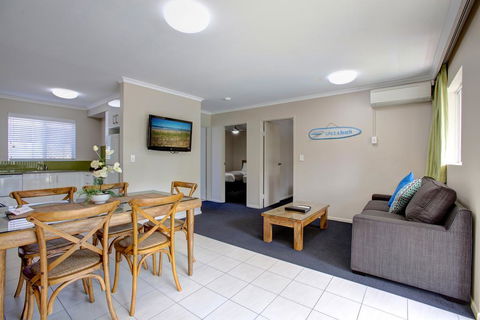 Beachpark Apartments Coffs Harbour - Darwin Tourism 0