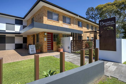 Beachpark Apartments Coffs Harbour - Darwin Tourism 1