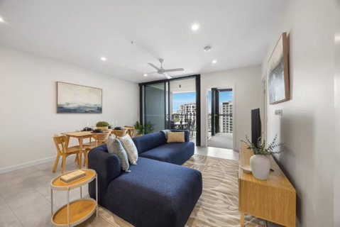 Rivello Apartments - Free Secure Car Park, 6km To City, Ferry Terminal, Eat Street, Rooftop Pool, Sauna, Portside Dinning - Darwin Tourism 2