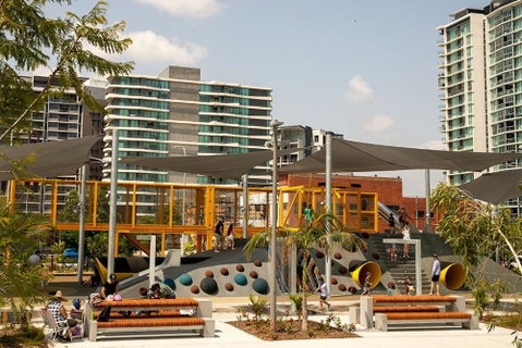 Rivello Apartments - Free Secure Car Park, 6km To City, Ferry Terminal, Eat Street, Rooftop Pool, Sauna, Portside Dinning - Darwin Tourism 3