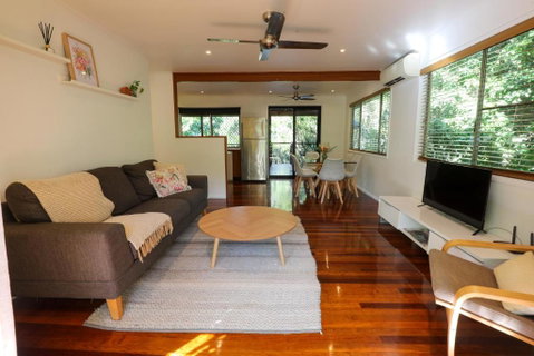 Regent Bower Cottage - Darwin Tourism 1