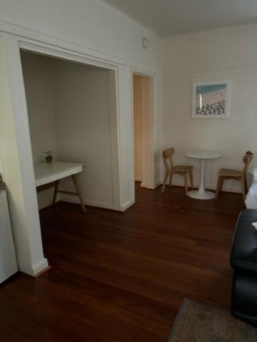 Regents Gate 53 - Darwin Tourism 1