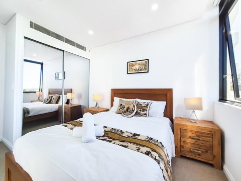 Relaxing 1BR W Pools & SPA, Gym In Olympic Park - Darwin Tourism 0