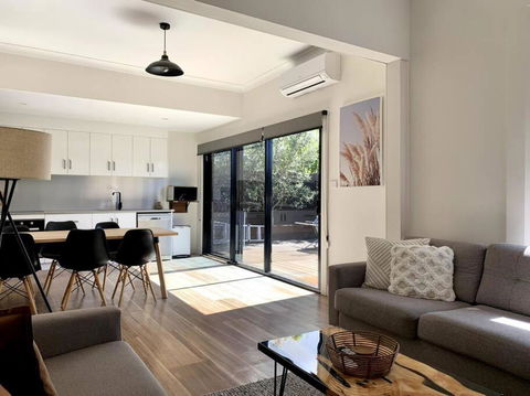 Renovated Character Home - Darwin Tourism 0