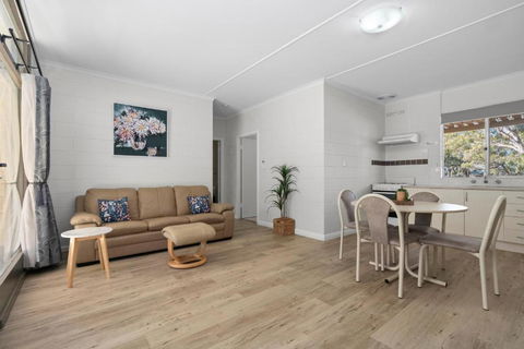 Riversands Rest Accommodation Paringa - Willow Cottage - Darwin Tourism 2