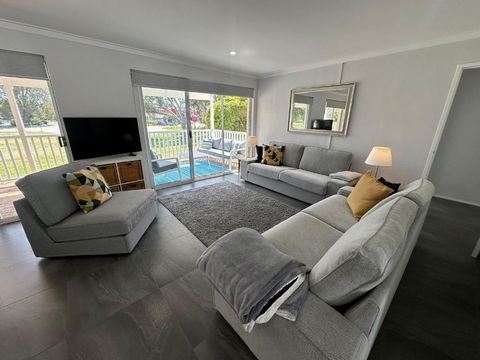 Riverview - South Yunderup - Darwin Tourism 1