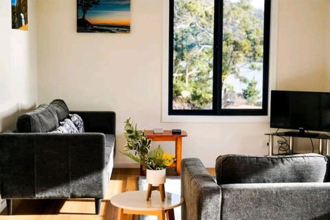 Rockpool Cottage - Darwin Tourism 0