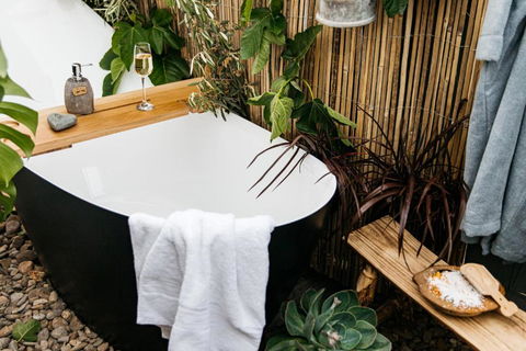 Romantic Retreat In Mornington Peninsula Heartland - Darwin Tourism 3