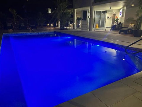 ROOFTOP APARTMENT AT MARINA TERRACES - Darwin Tourism 1