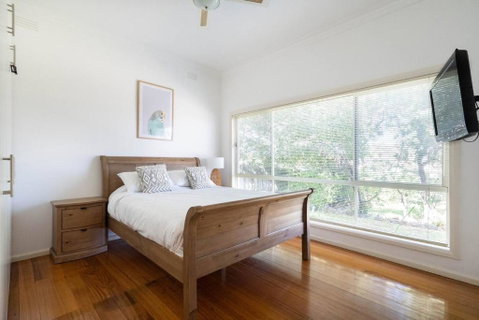 Rosebud Reset - A Beachside Group Getaway - Darwin Tourism 2