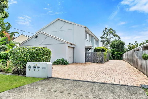 Rosella Rise! - Darwin Tourism 2