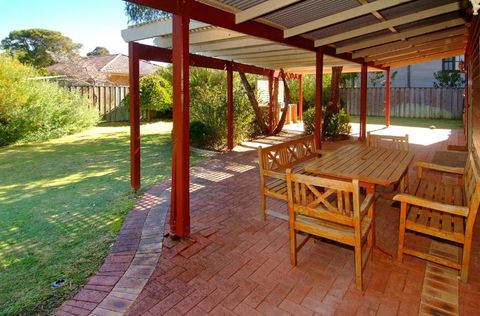Rosewood Cottage - Darwin Tourism 0