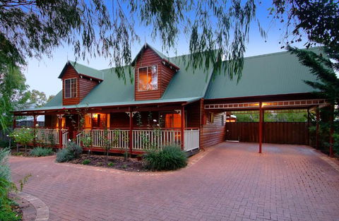 Rosewood Cottage - Darwin Tourism 2