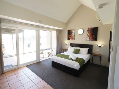 Rothbury Downs - Darwin Tourism 2