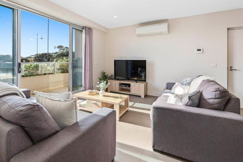 Salt Five Apartment Sorrento - Main Street Location - Darwin Tourism 1