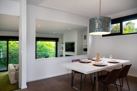 Saltus Luxury In Hepburn - Darwin Tourism 3