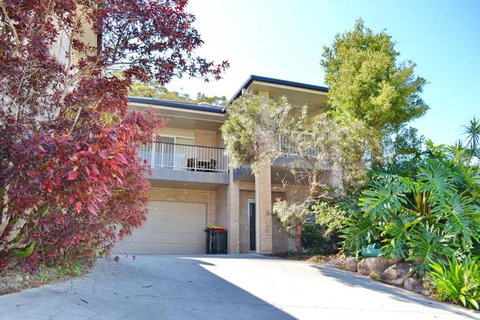 Salty Kisses - Bring Your Own Linen. - Darwin Tourism 0