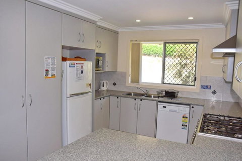 Salty Kisses - Bring Your Own Linen. - Darwin Tourism 2