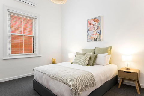 Salty Pines - 3BR House Glenelg South - Darwin Tourism 2