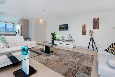 Samar Cove Unit 8 - Darwin Tourism 2