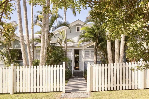 Sanctuary Spaces - Kia Ora Byron - Darwin Tourism 1