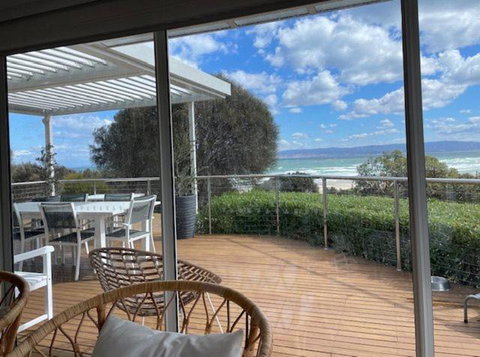 Sandbar Beach House - Darwin Tourism 0