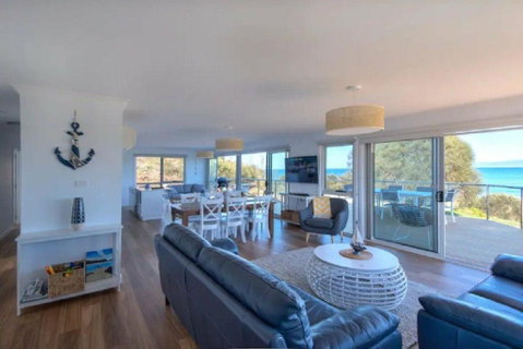 Sandbar Beach House - Darwin Tourism 3