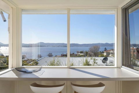 Sandcastle At Sandy Bay Perfect Location Views - Darwin Tourism 1