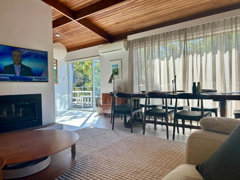 Sandy Bay Haven - Darwin Tourism 2