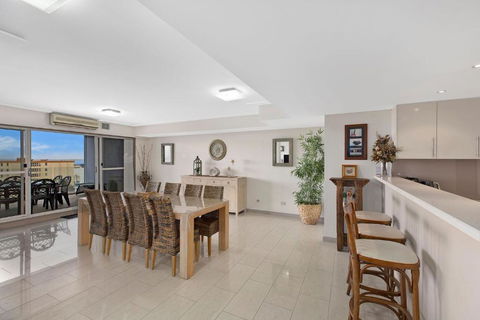 Sandy Cove Apartment The Entrance 48a - Darwin Tourism 2