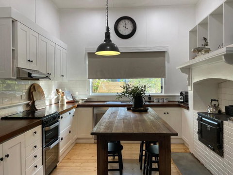 The Country House Maffra - Darwin Tourism 1