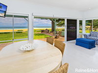 Beachside Bungalow 4 - 4/139 Avoca Drive Avoca Beach