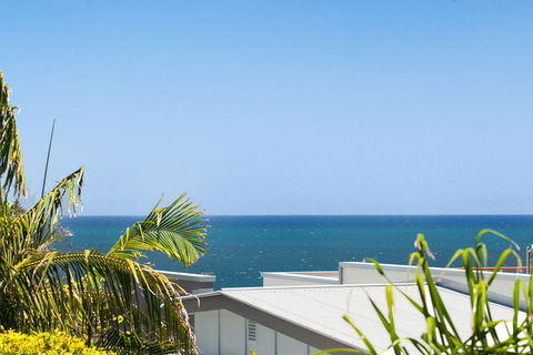Beachside Vibes, Sunshine Beach - Darwin Tourism 2