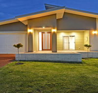 Beaufortia Views - Darwin Tourism