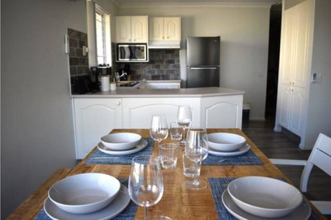 Beautiful Maroochy River Villa - Darwin Tourism 1