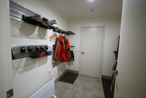 Bedrock - 11 Twynam Street, Jindabyne - Darwin Tourism 1